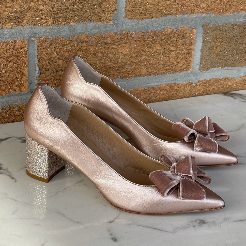 Russell & Bromley Vivacious bow-trim courts 40.5